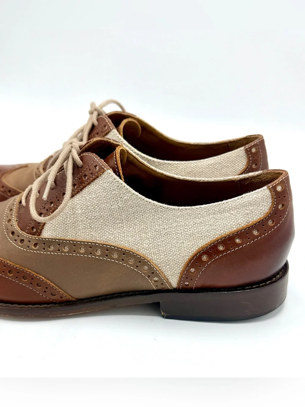 Bruno Magali Baroque Wingtip Oxfords, Men’s size 8.5, Made in Italy